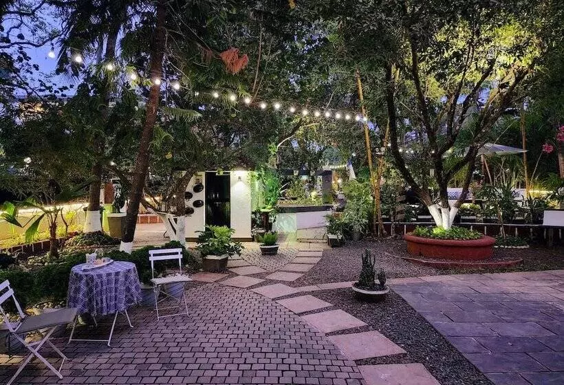 ベッドアンドブレックファースト 5 Bedroom Heritage Goan Villa