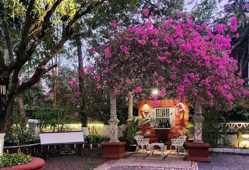 ベッドアンドブレックファースト 5 Bedroom Heritage Goan Villa