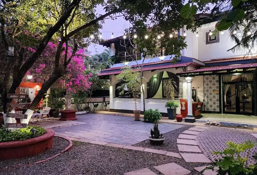 ベッドアンドブレックファースト 5 Bedroom Heritage Goan Villa