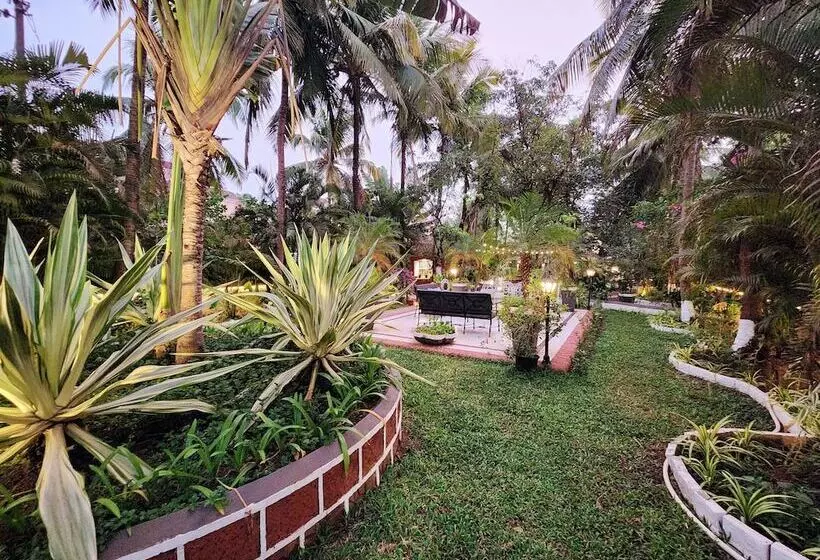 ベッドアンドブレックファースト 5 Bedroom Heritage Goan Villa