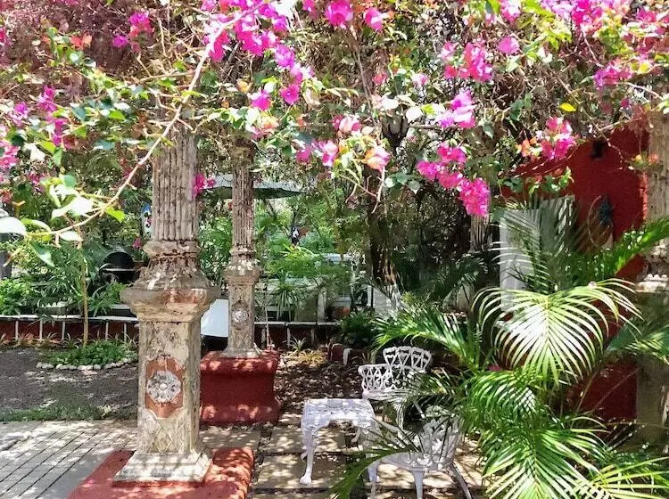 ベッドアンドブレックファースト 5 Bedroom Heritage Goan Villa