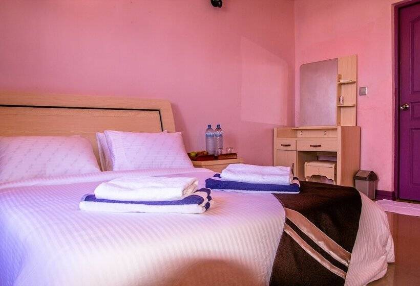 تختخواب و صبحانه Chill Holiday Maldives