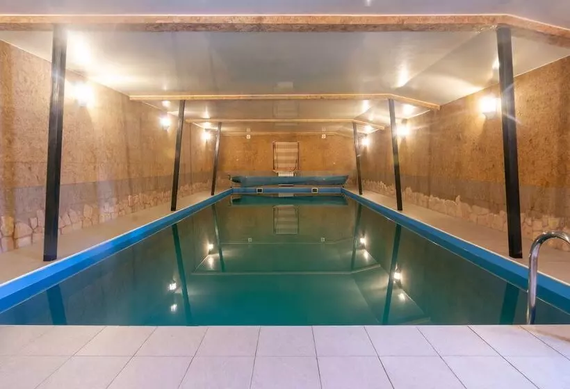 Country Hotel Hvoinyi