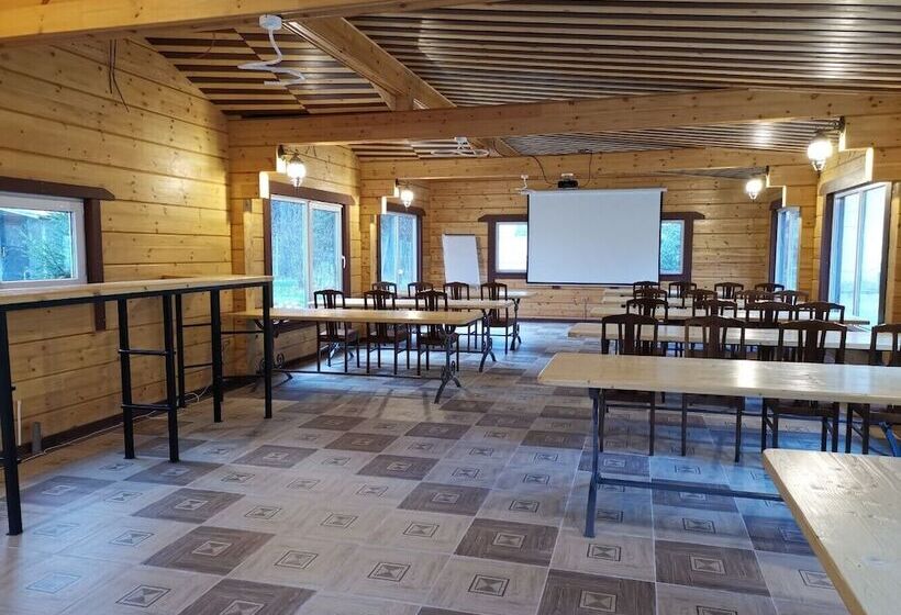 Country Hotel Hvoinyi