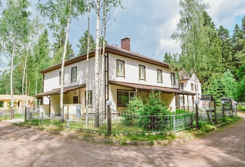 Country Hotel Hvoinyi