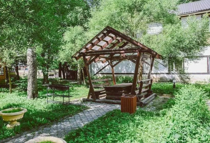 Country Hotel Hvoinyi