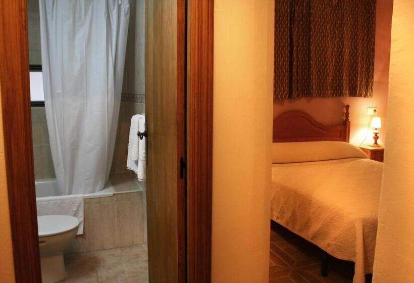 فندق Alojamientos Plaza Mayor