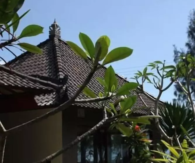 Hotelli Baruna Lake Side View