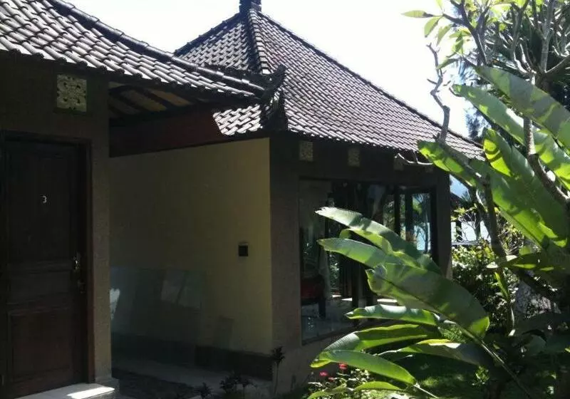 Hotelli Baruna Lake Side View