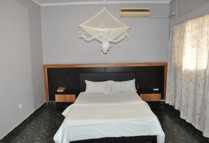 هتل Chilambula Lodge