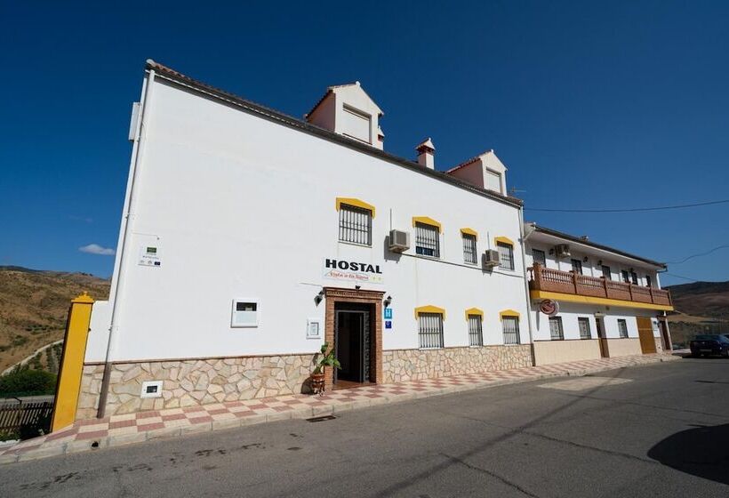 Отель Hostal Vista A La Sierra