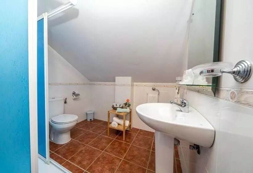 Hotelli Hostal Vista A La Sierra