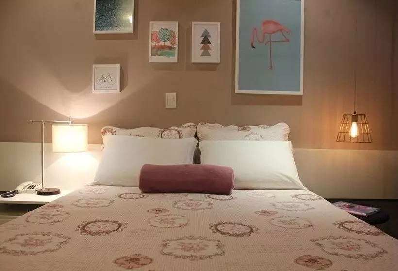ホテル Frangipani