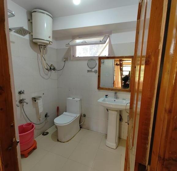 Отель Purnima Guest House, Old Kasol