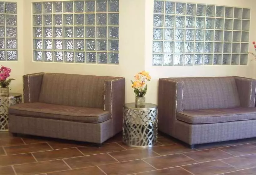 Surestay Plus Hotel By Best Western Sacramento Cal Expo