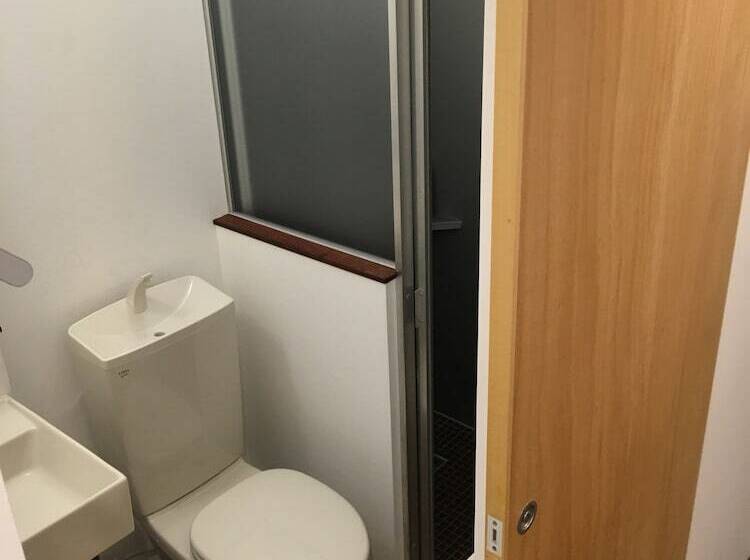 בית מלון כפרי Uno Port Inn