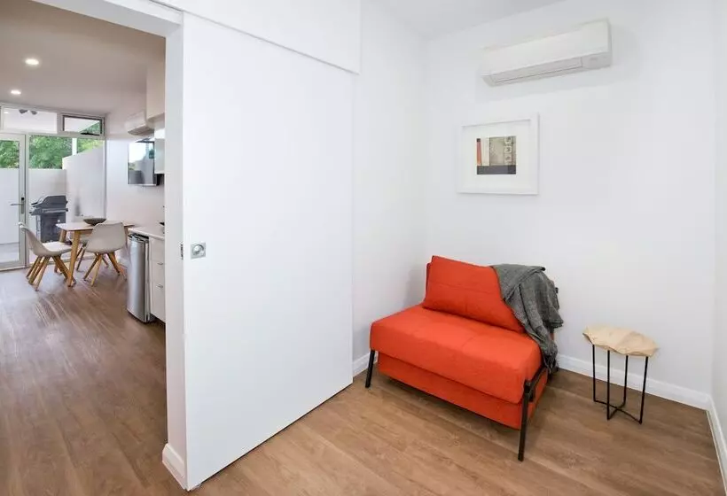 Loxton Courthouse Apartments