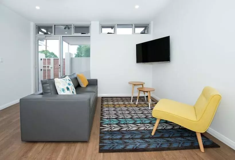 Loxton Courthouse Apartments