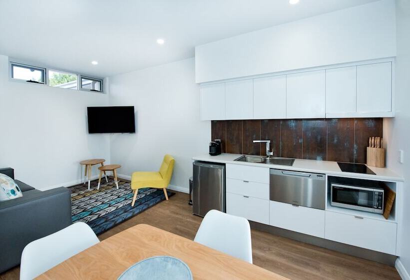 Loxton Courthouse Apartments