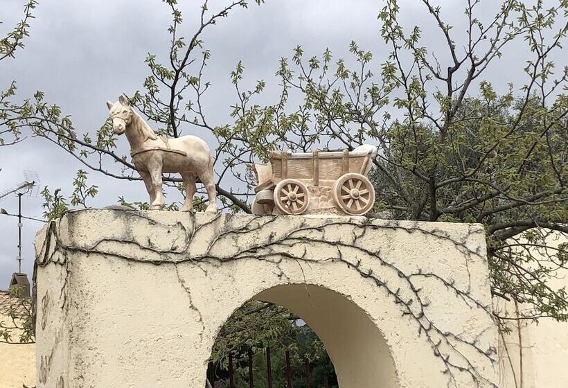 پانسیون Casa Di Floumy