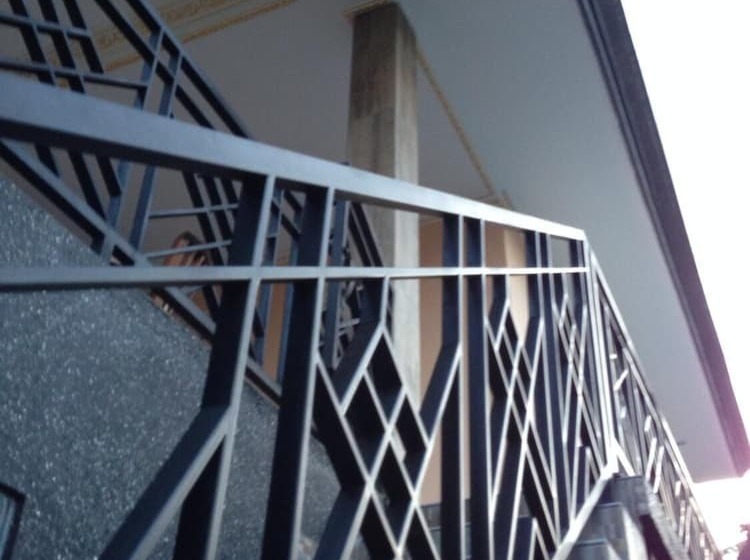 膳宿费 Cebluk Sari Homestay