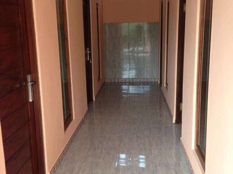 膳宿费 Cebluk Sari Homestay