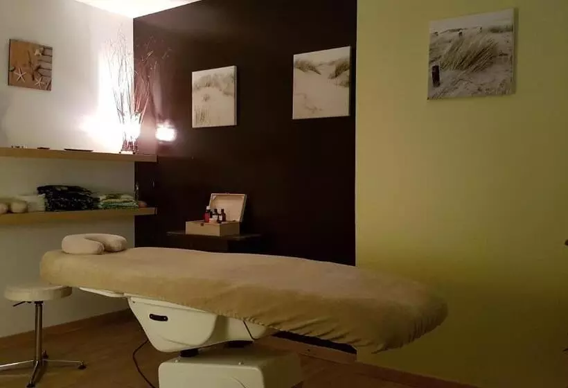 Majatalo L Escale Evel Er Gêr