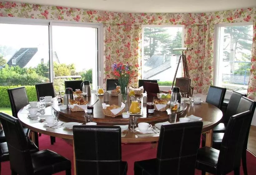 Majatalo L Escale Evel Er Gêr