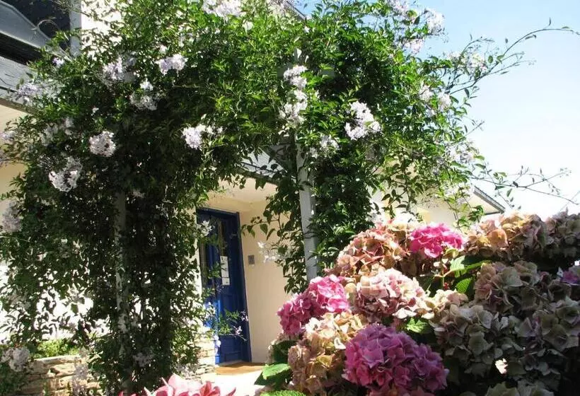 Majatalo L Escale Evel Er Gêr