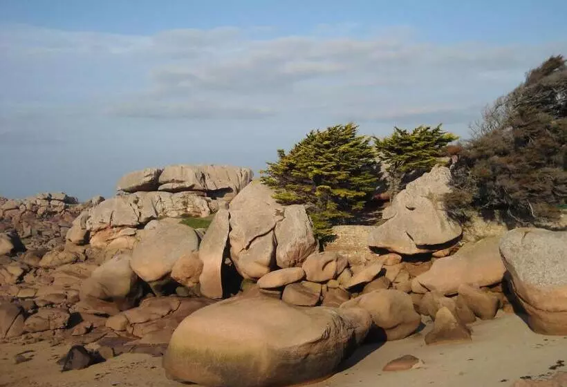 Majatalo L Escale Evel Er Gêr