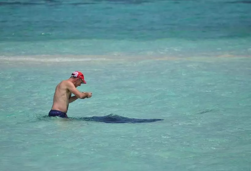 پانسیون Olhumathi View Inn