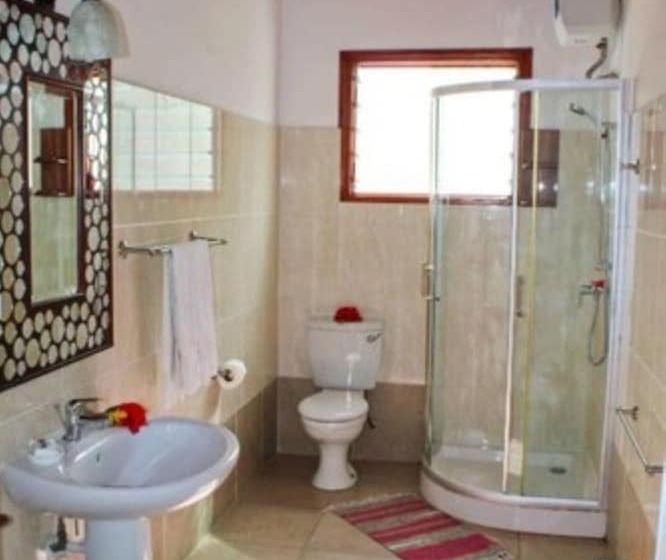 پانسیون Takamaka Green Village