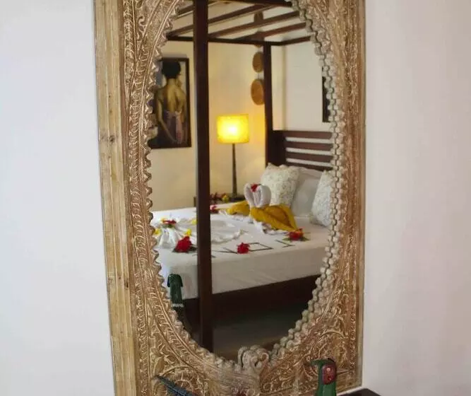 پانسیون Takamaka Green Village