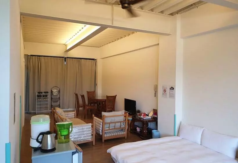 Sanyi Happiness B&b
