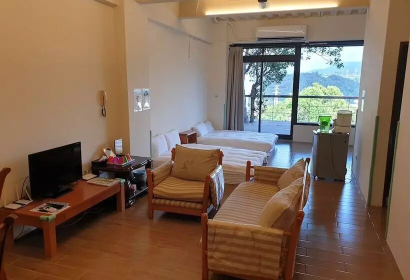 Sanyi Happiness B&b