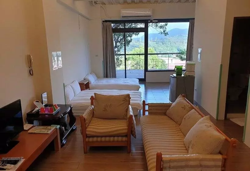 Sanyi Happiness B&b