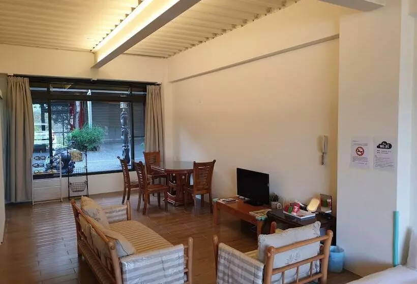 Sanyi Happiness B&b