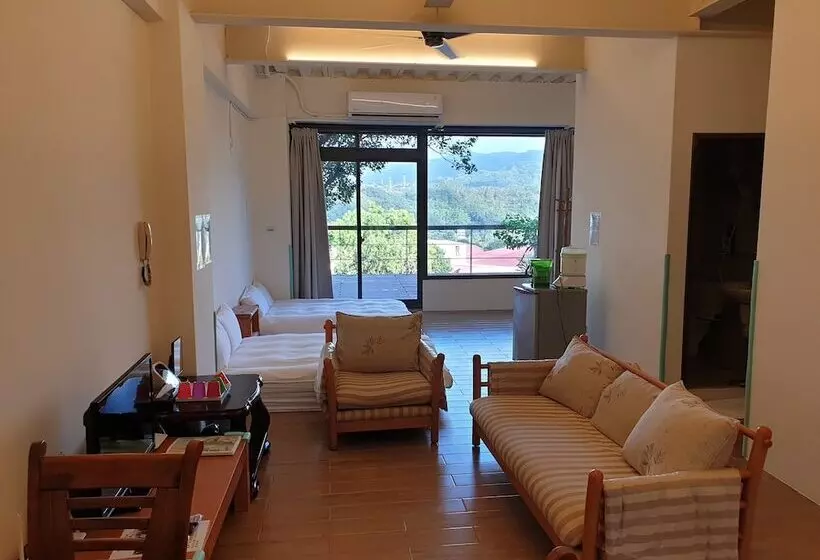 Sanyi Happiness B&b