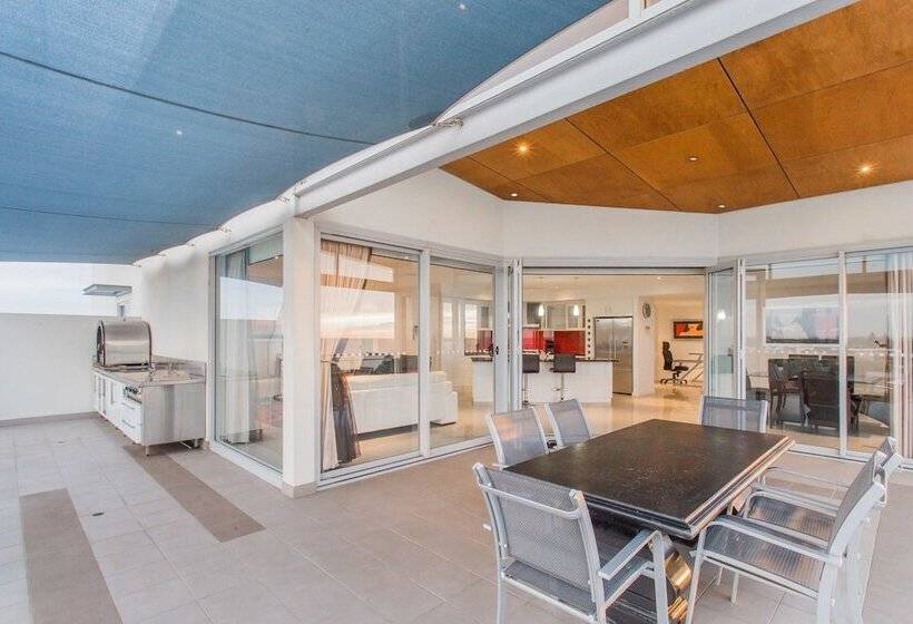 Spinnakers By Rockingham Apartments