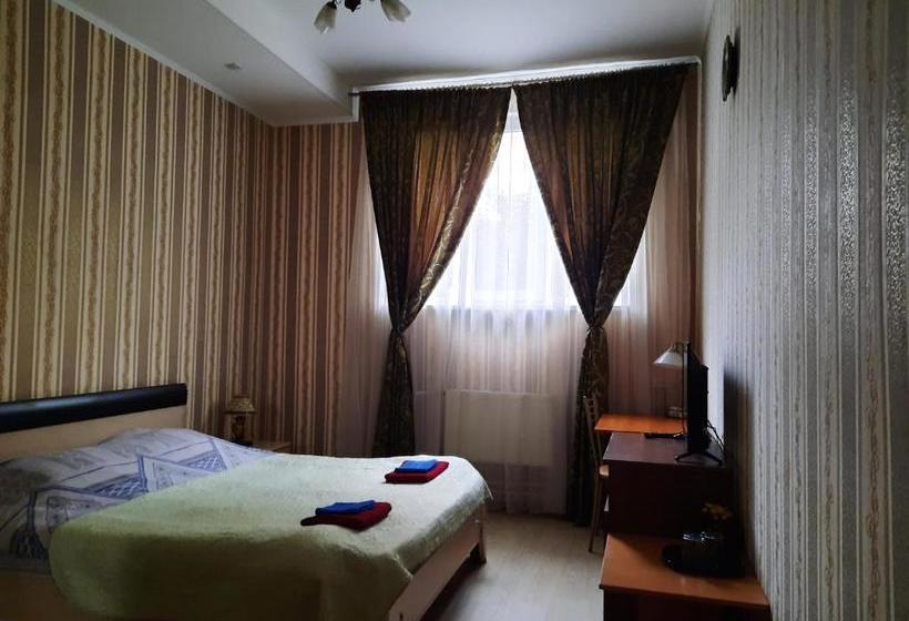 הוסטל Aksinya Uyutno Kak Doma