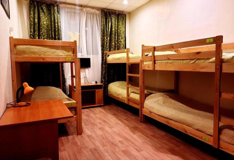 הוסטל Aksinya Uyutno Kak Doma