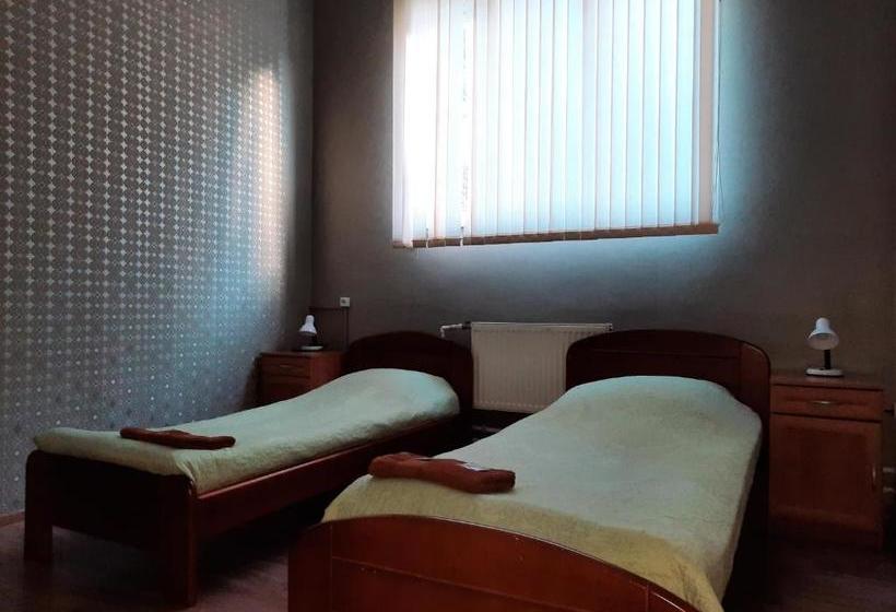 הוסטל Aksinya Uyutno Kak Doma