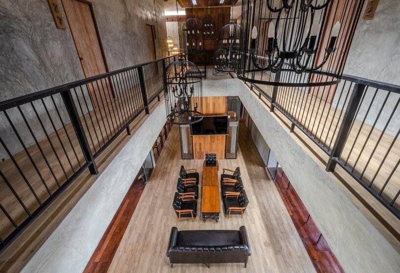 ユースホステル The Chic Lipe