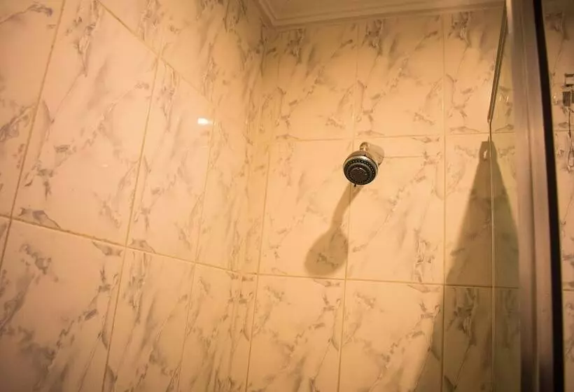 مسافرخانه 1st Delightsome House And Suites
