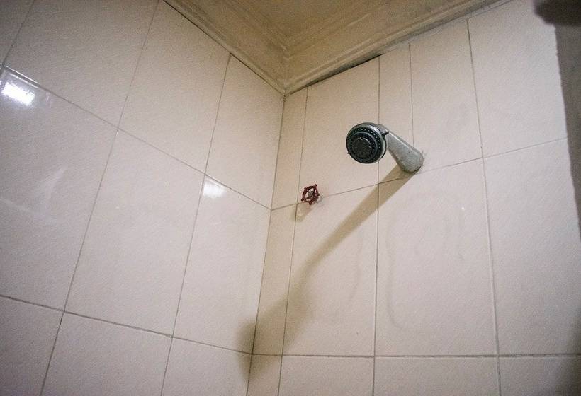 مسافرخانه 1st Delightsome House And Suites