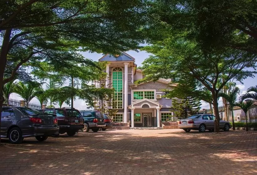 مسافرخانه 1st Delightsome House And Suites