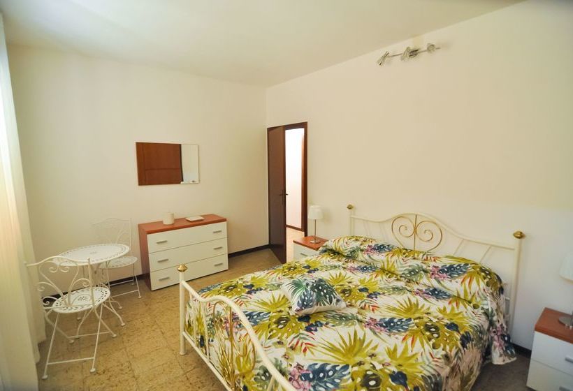 簡易ホテル Villa Elvia