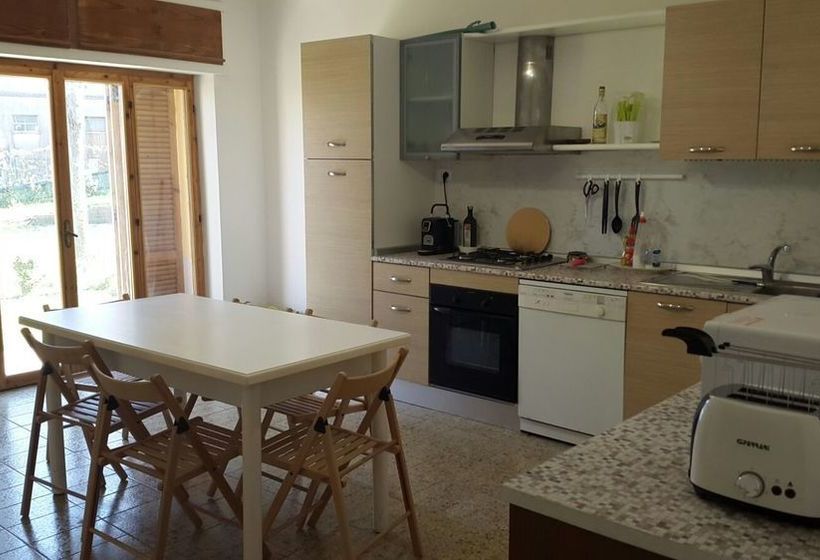 簡易ホテル Villa Elvia