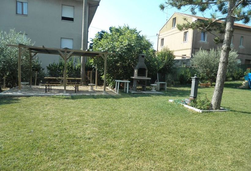 簡易ホテル Villa Elvia