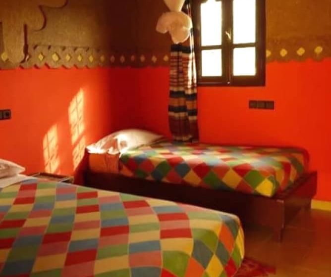 Hostel Jnane Dar Diafa Is In The Center Of Tamegrouteface Of The Bibiotheque